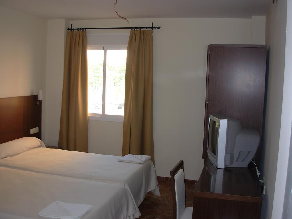 Hotel Marina Huelva Exterior photo